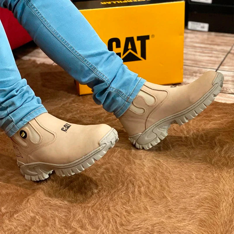 Kit Bota Masculina Adventure em Couro Legítimo e Palmilha Ortopédica +BRINDES: Chapéu, Cinto, Carteira e Copo