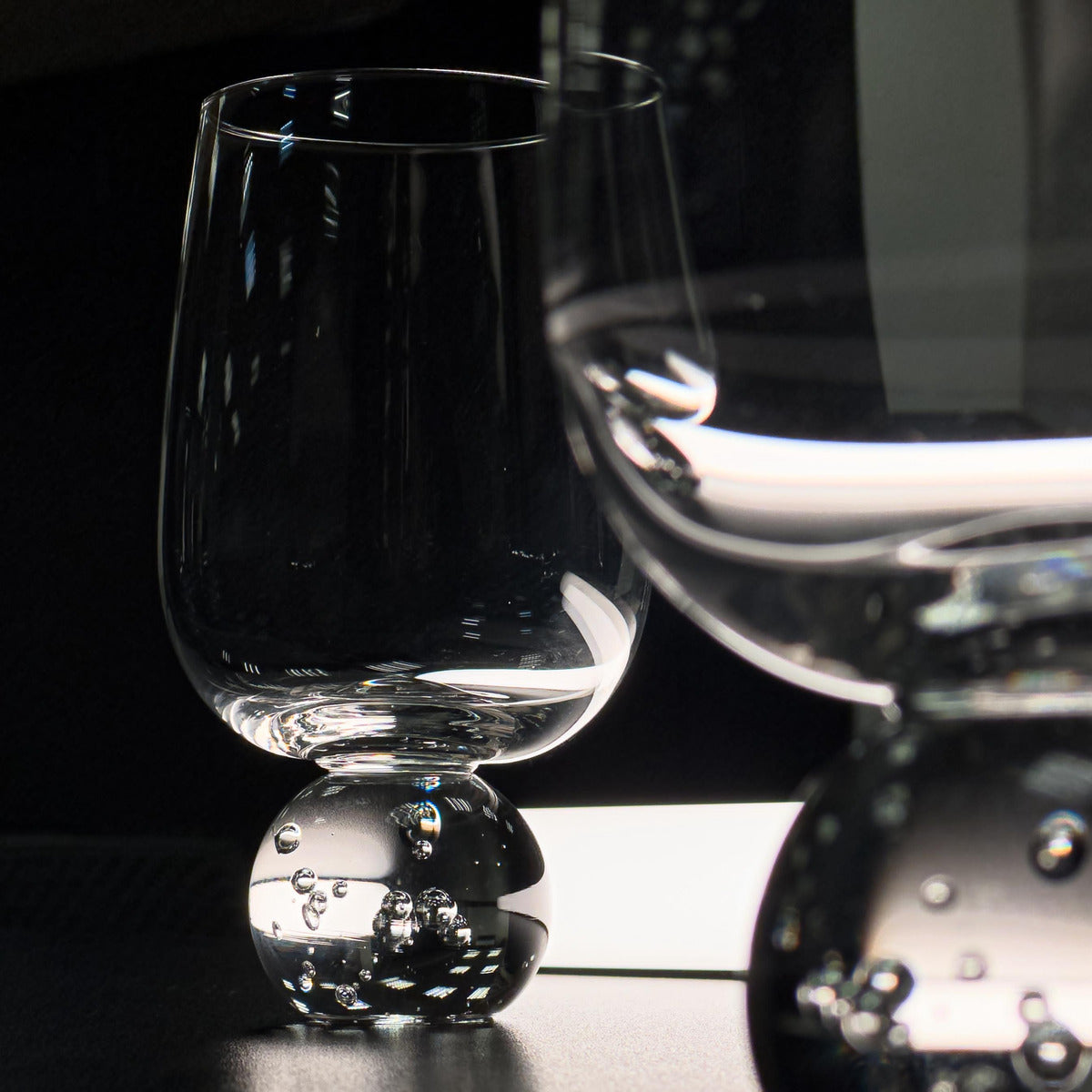 Kit Taças De Vidro Transparente Com Base Bolhas 540ml