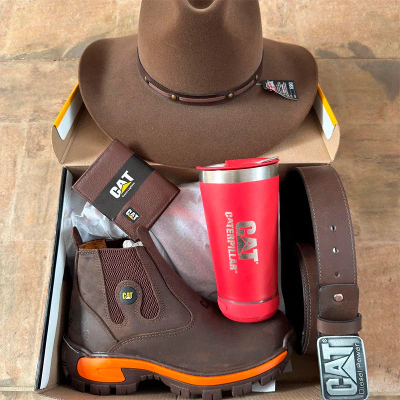 Kit Bota Masculina Adventure em Couro Legítimo e Palmilha Ortopédica +BRINDES: Chapéu, Cinto, Carteira e Copo