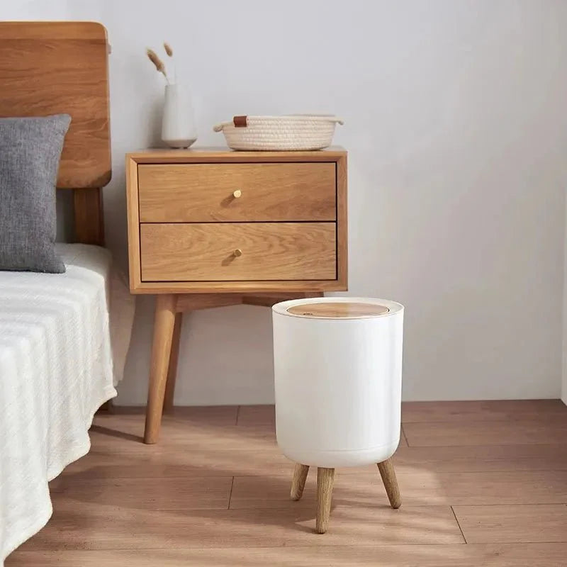 🪵 Estilo e Praticidade no Seu Espaço – Lixeira Design Madeira 7 Litros com Tampa Click
